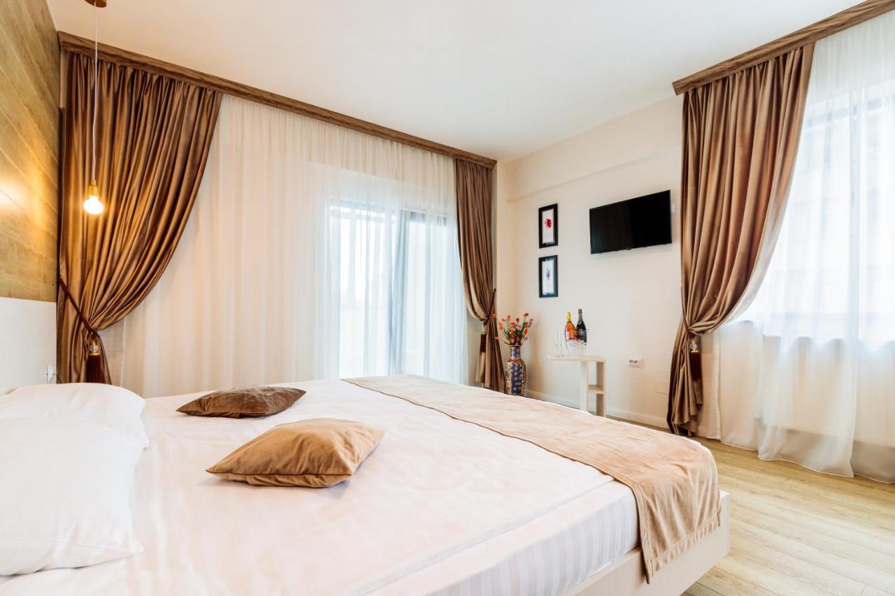 Hotel Bulevard Râmnicu Vâlcea Exteriör bild
